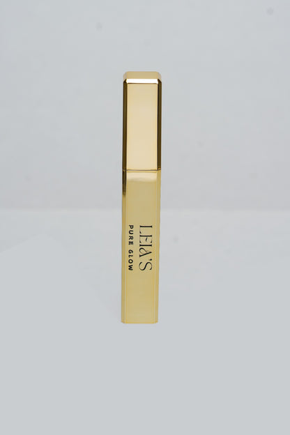 Lash Amplifier mascara tube with curved volumizing wand